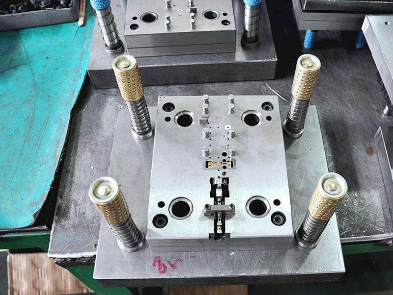 友谊模具制造-01